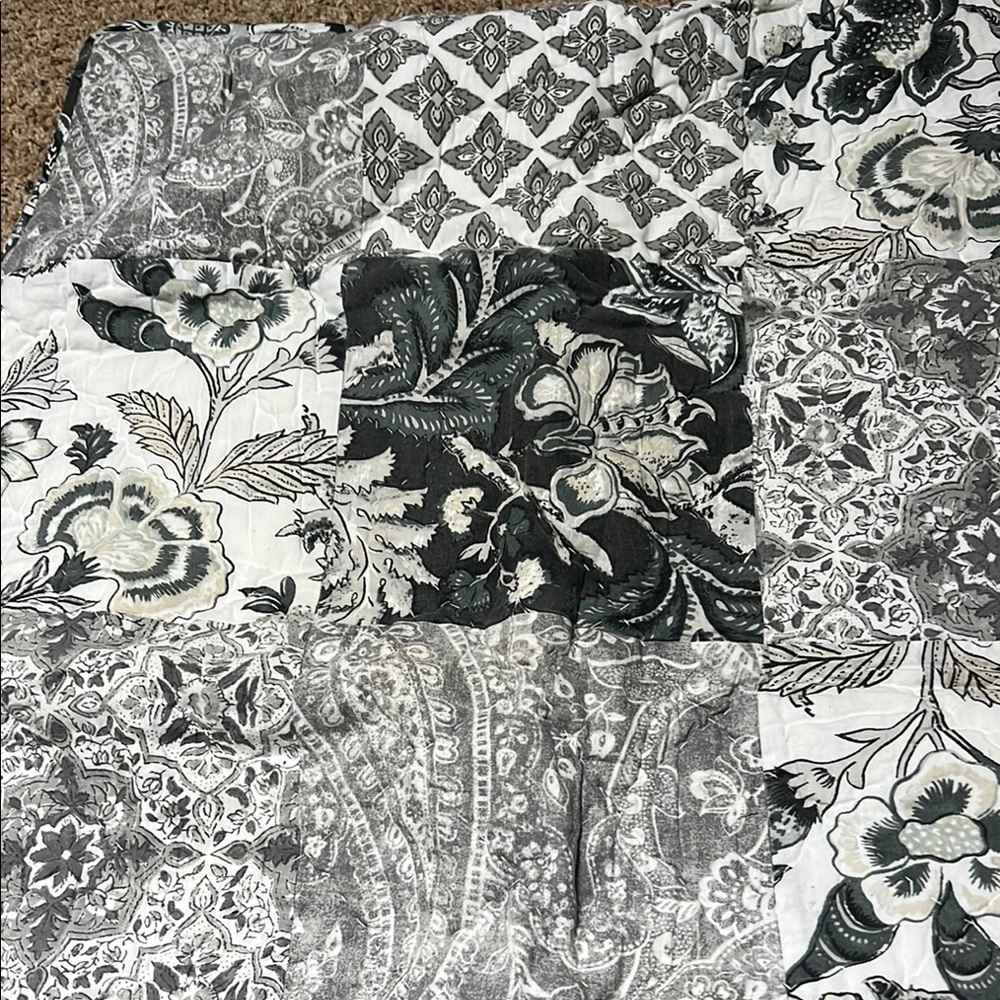 Floral Patchwork Quilt